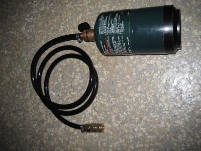 Propane hose, with compressor fitting on the end