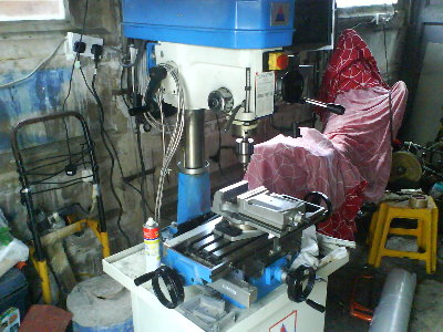 milling machine with digital readouts