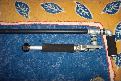 my sawed off 222.jpg (70.97 KiB) Viewed 5496 times good shot of the ball valve setup and 15 mill pipe