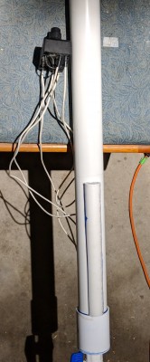 IMG_20181218_205219.jpg (697.85 KiB) Viewed 9287 times The dangling chords and igniter don't make this very ergonomic...<br />You can see I glued a piece of pvc sliced in half over the connected electrodes so that the metal strip doesn't snag on clothing.