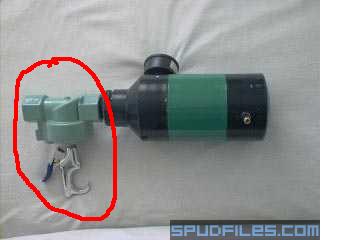 use a valve like this and just attach it with a u to the chamber