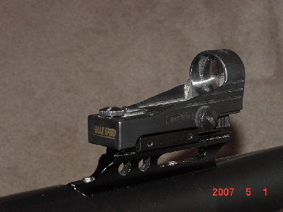 DSC00236.JPG (314.05 KiB) Viewed 6346 times the sight rail and red dot sight