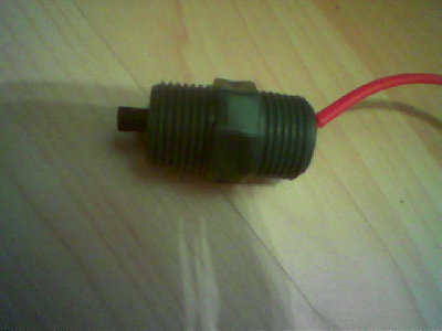 Just a shot of the new ignitor I use to fire my marble cannon. Small isnt it?